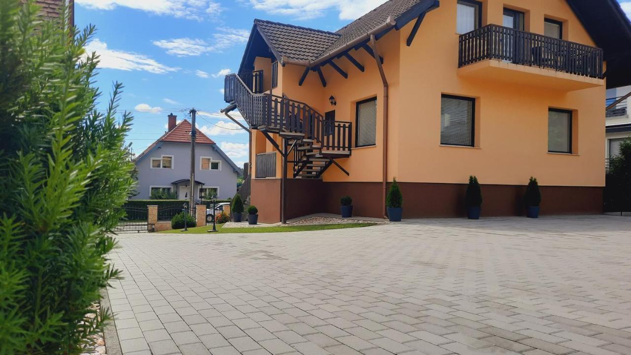 Apartmanhaz King Hévíz 외부 사진